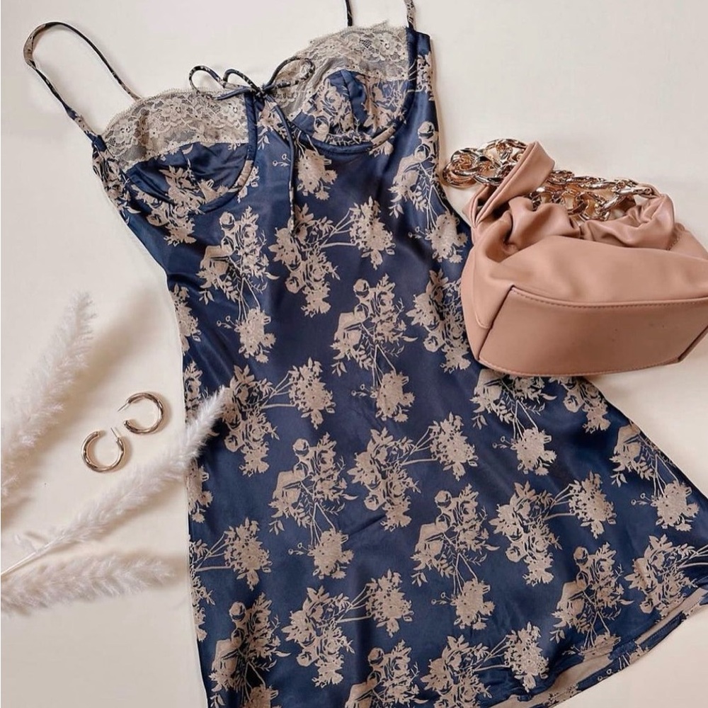 Bobbles & Lace Floral Bustier Satin Bow Women’s Slip Mini Dress Small